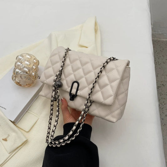 Diamond Pattern Messenger Bag