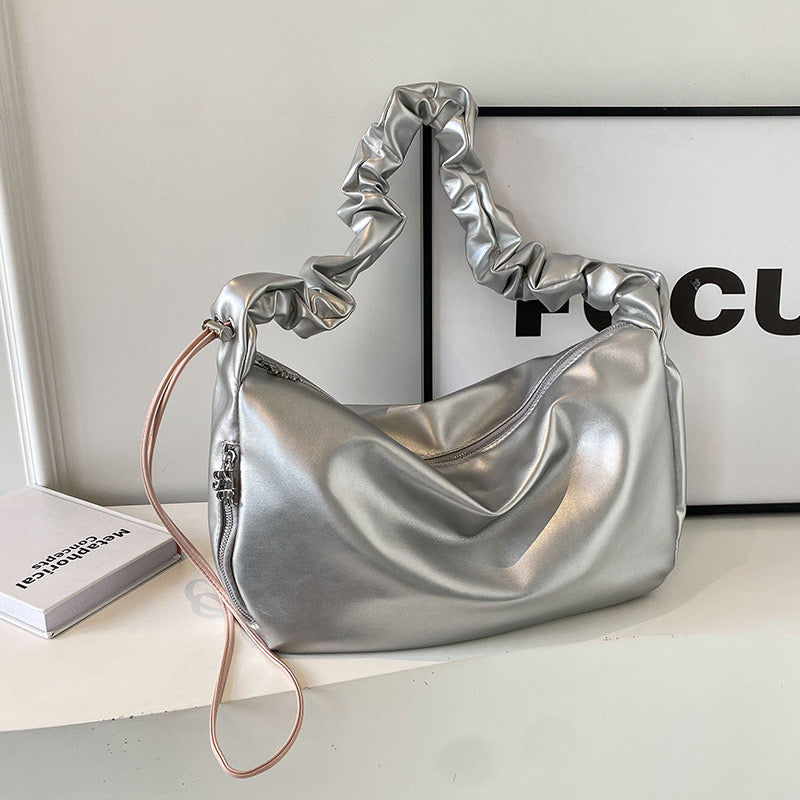 CaliGirl Oversize Carryall Bag