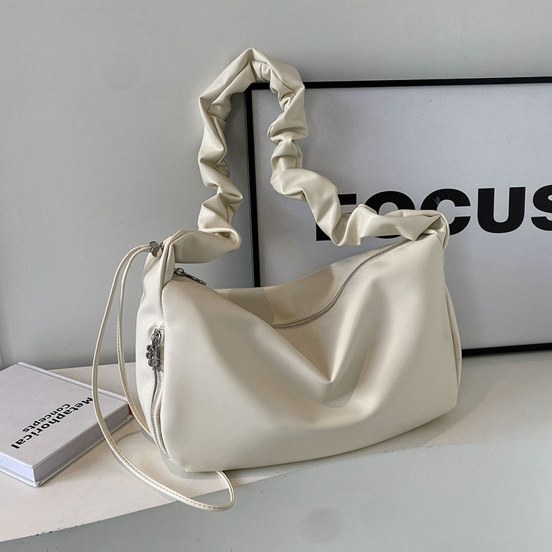 CaliGirl Oversize Carryall Bag